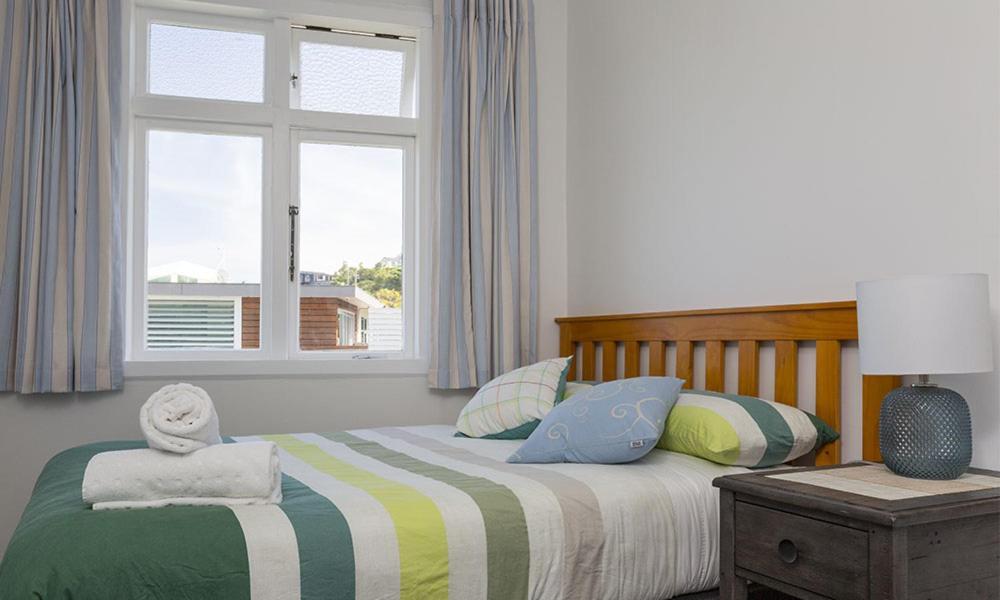 Moana Lodge Plimmerton Екстериор снимка