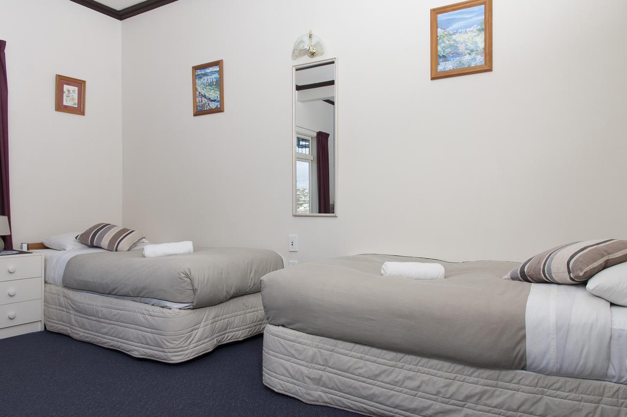Moana Lodge Plimmerton Екстериор снимка