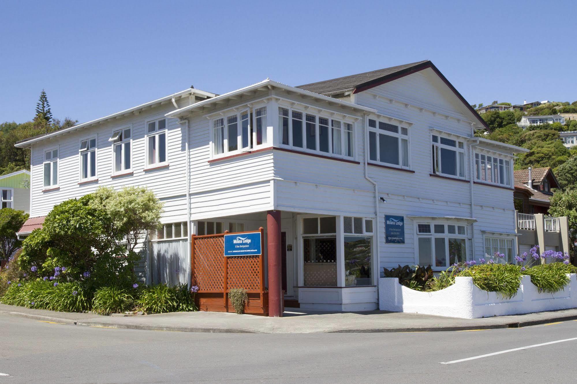 Moana Lodge Plimmerton Екстериор снимка