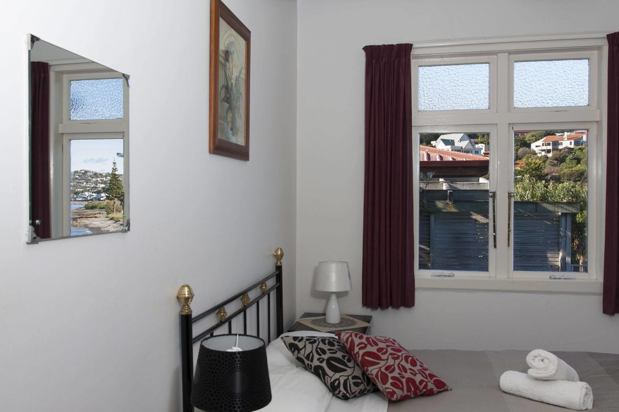 Moana Lodge Plimmerton Екстериор снимка