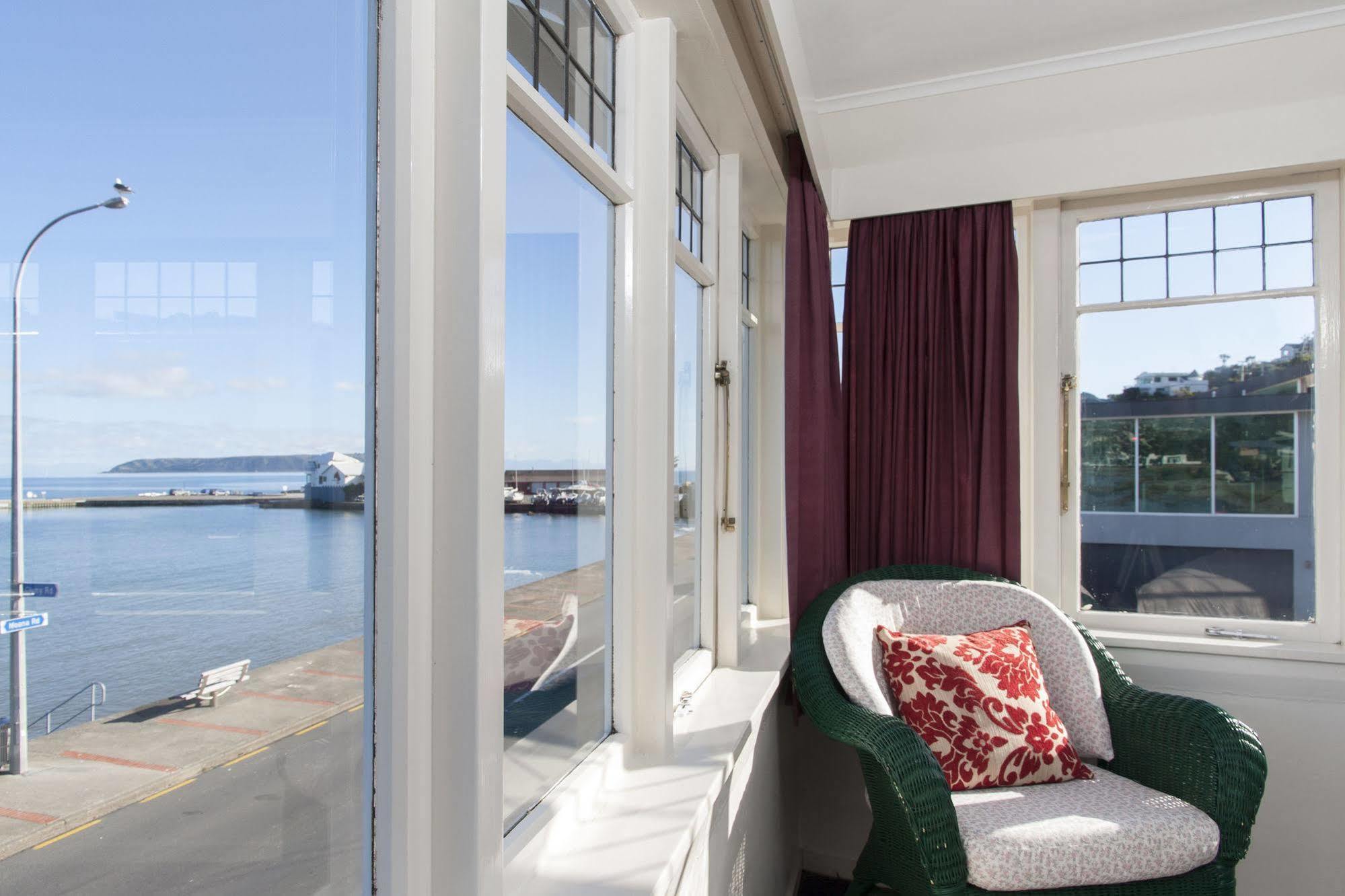 Moana Lodge Plimmerton Екстериор снимка