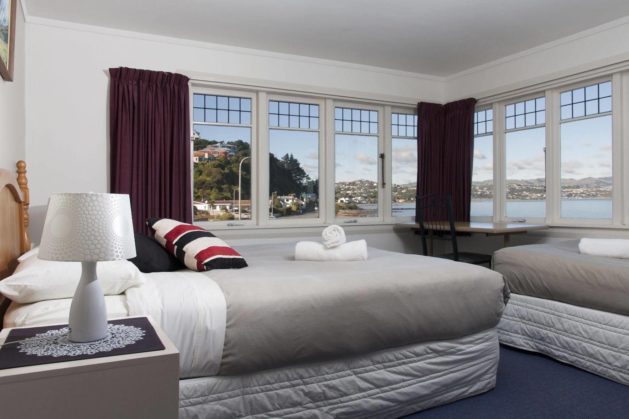 Moana Lodge Plimmerton Екстериор снимка